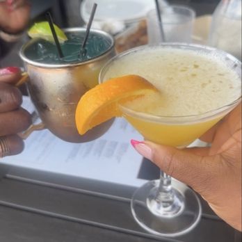 Incline Public House - Aloha and Dreamsicle - Pizza Near Me - Cincinnati, Ohio Incline Public House - Aloha and Dreamsicle - Pizza Near Me - Cincinnati, Ohio