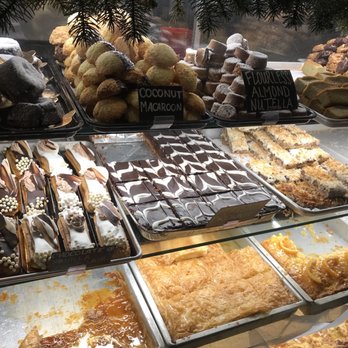 Mia's Bakery - Bakeries Near Me - Brooklyn, New York