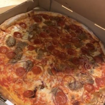 Pizza Johny's - Large Pizza with Pepperoni, Sausage, and Onions - Pizza Near Me - Miami, Florida Pizza Johny's - Large Pizza with Pepperoni, Sausage, and Onions - Pizza Near Me - Miami, Florida