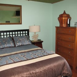 Pam's Pelican Bed & Breakfast - Zen bedroom