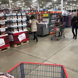 Samples of everything at every corner! Samples of everything at every corner!