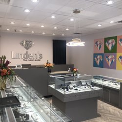 Linden's Jewelry - New store location in Bentonville