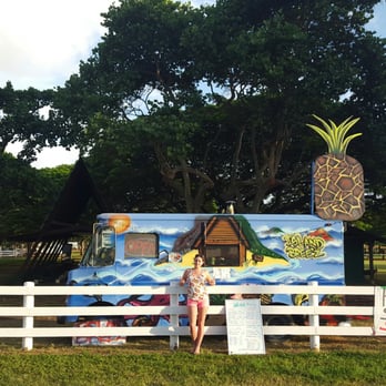 Island Breeze - a blue food truck with a pineapple on top - Desserts Near Me - Honolulu, Hawaii Island Breeze - a blue food truck with a pineapple on top - Desserts Near Me - Honolulu, Hawaii
