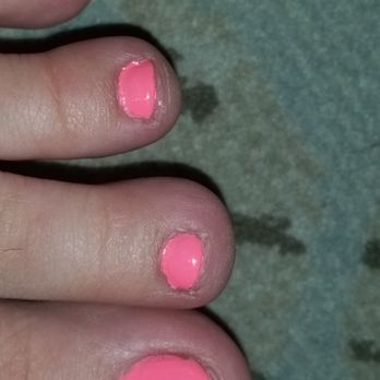 Angels Nails - Chipped crumbled nails the same day I got em done! Just don't go here if you really want a nice pedi - Nail Salons Near Me - Bakersfield, California