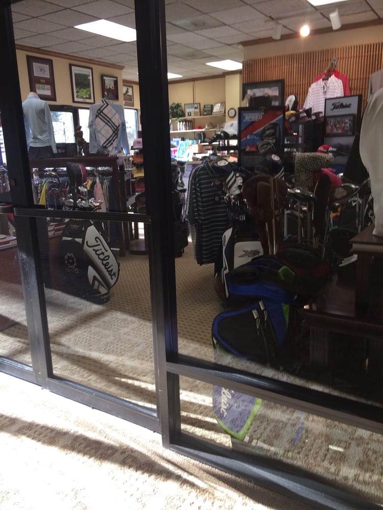 Northgate Country Club Tennis Pro Shop, Houston Roadtrippers