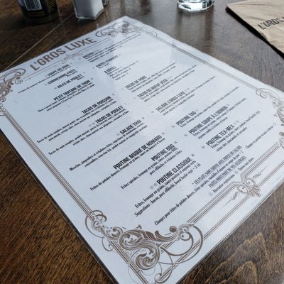 L'Gros Luxe Vieux-Longueuil by null