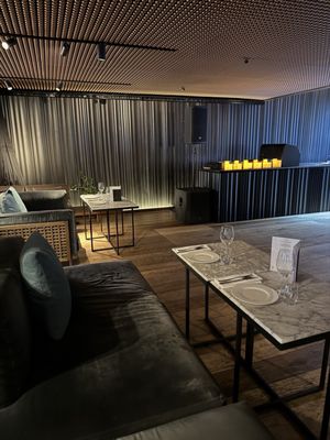 MR PORTER Barcelona by null