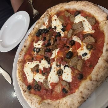 Ugo - PIZZA UGO - Italian Near Me - Culver City, California Ugo - PIZZA UGO - Italian Near Me - Culver City, California
