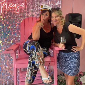 Cali Love Wine - Wine Tasting Room Near Me - Pismo Beach, California Cali Love Wine - Wine Tasting Room Near Me - Pismo Beach, California