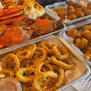 Ocean Crab - Hush puppies, calamari, deep fried.shrimp, blue crab, snow crab, shrimp, clams, crawfish yummy - Seafood Near Me - Chantilly, Virginia Ocean Crab - Hush puppies, calamari, deep fried.shrimp, blue crab, snow crab, shrimp, clams, crawfish yummy - Seafood Near Me - Chantilly, Virginia