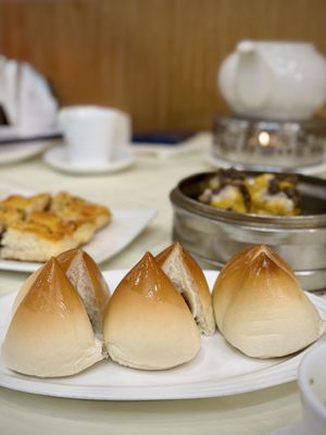 J Zhou Oriental Cuisine by null