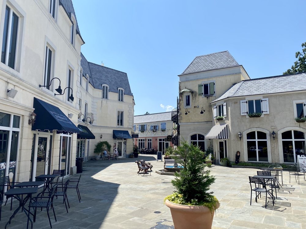 LAFAYETTE VILLAGE 141 Photos & 37 Reviews Shopping Centers 8450