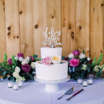 Christine's Cake Creations - Desserts Near Me