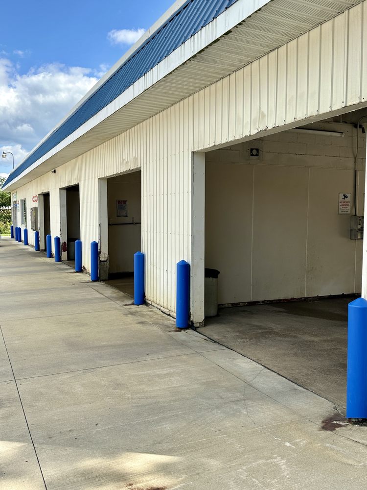 RIDERS SHINE CAR WASH Updated August 2024 240 N Linden Ave