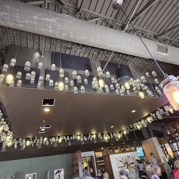 Mason Jar Kitchen & Bar - New American Near Me - Eagan, Minnesota