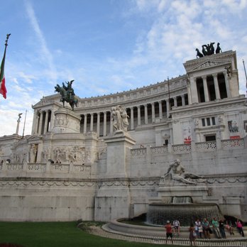 Piazza Venezia - Landmarks & Historical Buildings Near Me - Rome, RM