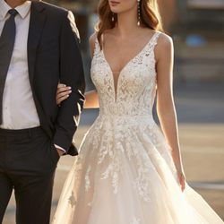 Veronique Bridal & Gowns - Luna Novias gowns