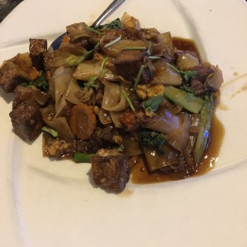 On's Thai Kitchen - Pad see ew. - Thai Near Me - Saint Paul, Minnesota On's Thai Kitchen - Pad see ew. - Thai Near Me - Saint Paul, Minnesota