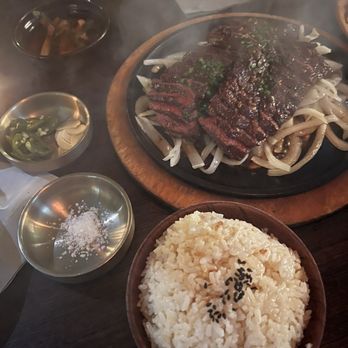 Danbi - Zabuton with garlic rice - Korean Near Me - Los Angeles, California Danbi - Zabuton with garlic rice - Korean Near Me - Los Angeles, California