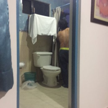 Chichis & Charlies - These guys were in our room until 11pm, still no running water. Night manager tells my wife, "You want water? Go down to the beach." - Hotels Near Me - Isla Mujeres, ROO