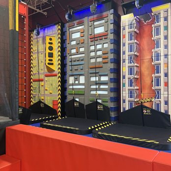 Uptown Jungle Fun Park - Heard of rock i climbing right ? - Trampoline Parks Near Me - Phoenix, Arizona Uptown Jungle Fun Park - Heard of rock i climbing right ? - Trampoline Parks Near Me - Phoenix, Arizona