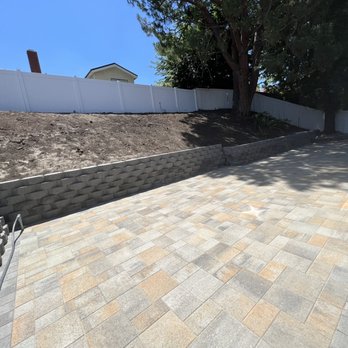 Taveras Custom Landscape - After photo - Artificial Turf Near Me Taveras Custom Landscape - After photo - Artificial Turf Near Me