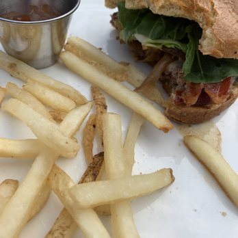 Sonsie - extremely dry tasteless burger - New American Near Me - Boston, Massachusetts Sonsie - extremely dry tasteless burger - New American Near Me - Boston, Massachusetts
