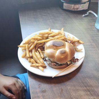 Denny's - Burger & fries for my grandson - American Near Me - Rancho Cucamonga, California