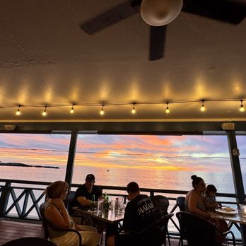Restaurant 604 - Breakfast & Brunch Near Me - Honolulu, Hawaii Restaurant 604 - Breakfast & Brunch Near Me - Honolulu, Hawaii