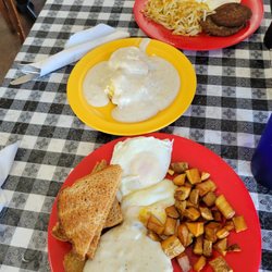 Callies Homestyle Restaurant - Breakfast