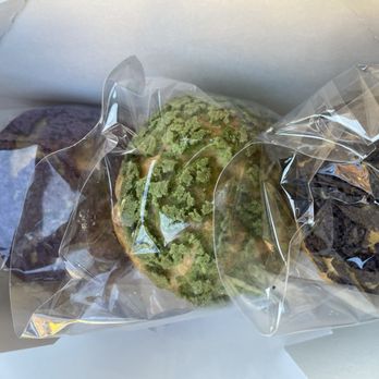 Let's Bounce Powered By Keki - Ube Cream Puff Pistachio Cream Puff Cookies N Cream Puff - Bakeries Near Me - New York, New York Let's Bounce Powered By Keki - Ube Cream Puff Pistachio Cream Puff Cookies N Cream Puff - Bakeries Near Me - New York, New York