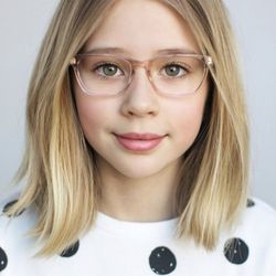 Opticas Veinte Veinte - Fashion Kids Eyewear