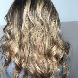 Blonde highlights! Love it! Blonde highlights! Love it!
