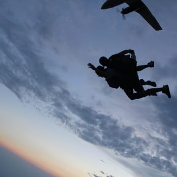 Start Skydiving - Skydiving Near Me - Middletown, Ohio Start Skydiving - Skydiving Near Me - Middletown, Ohio