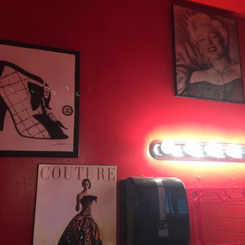 Diner 50 - Ladies room - Diners Near Me - Phoenix, Arizona Diner 50 - Ladies room - Diners Near Me - Phoenix, Arizona