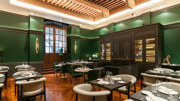 Eugenia de Montijo, Autograph Collection by null