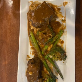 Ella’s Public House - Beef short ribs. 5 *****+ - Bars Near Me - Delafield, Wisconsin