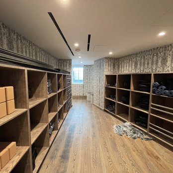 Equinox Van Mission - Gyms Near Me - San Francisco, California