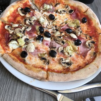 Enotria da Miri - Average tasting but good value. - Pizza Near Me - Dresden, SN