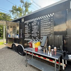 Local Burgy - Outside
