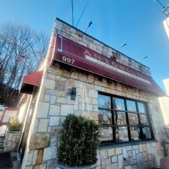 Antonino's - Italian Near Me - Manhasset, New York