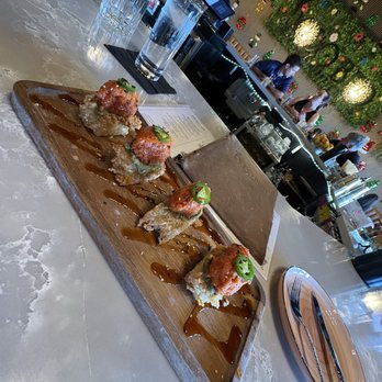 Dodo Bird Kitchen and Cocktails - Crispy Tuna - Cocktail Bars Near Me - Scottsdale, Arizona Dodo Bird Kitchen and Cocktails - Crispy Tuna - Cocktail Bars Near Me - Scottsdale, Arizona