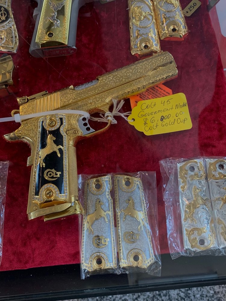 ARMORY GUN SHOW Updated October 2024 27 Photos 400 SW 24th St