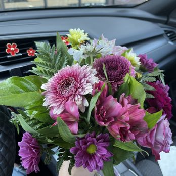 Blooming Florist - Florists Near Me - Everett, Washington