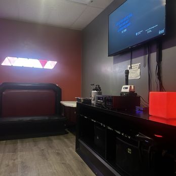 Kapolei Karaoke and Escape - Room 4 - Karaoke Near Me - Kapolei, Hawaii Kapolei Karaoke and Escape - Room 4 - Karaoke Near Me - Kapolei, Hawaii