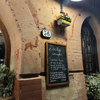 Don Luigi - Front - Pizza Near Me - Sestri Levante, GE Don Luigi - Front - Pizza Near Me - Sestri Levante, GE