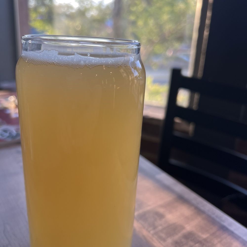 The Fox Restaurant & Brewery - 20 oz Hazy - Brewpubs Near Me - Reno, Nevada
