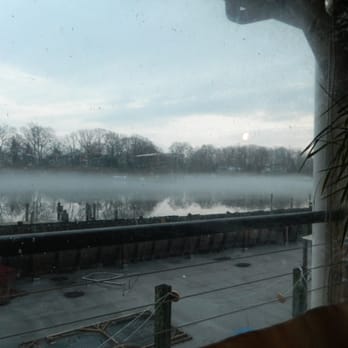 Cantler's Riverside - Fog at dusk on a Tuesday in December - Seafood Near Me - Annapolis, Maryland Cantler's Riverside - Fog at dusk on a Tuesday in December - Seafood Near Me - Annapolis, Maryland