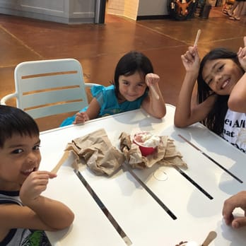 Coolhaus - Three kids making an ice cream mess - Street Vendors Near Me Coolhaus - Three kids making an ice cream mess - Street Vendors Near Me