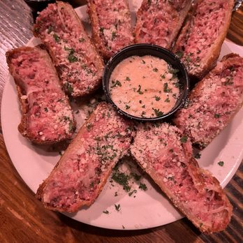 McGuire's Irish Pub - Rey - Irish Pub Near Me - Destin, Florida McGuire's Irish Pub - Rey - Irish Pub Near Me - Destin, Florida